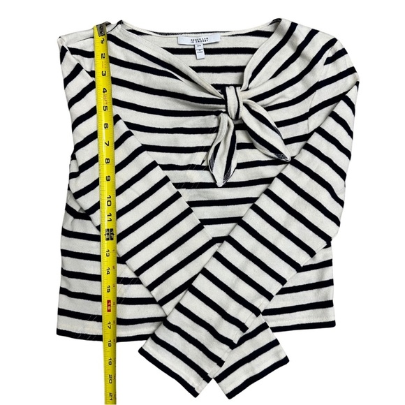 Derek Lam Ivory Navy Striped Knotted Crop Top SZ Medium Nautical Designer EUC - Picture 6 of 8